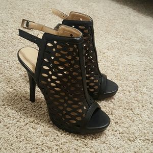 Black peep toe heels